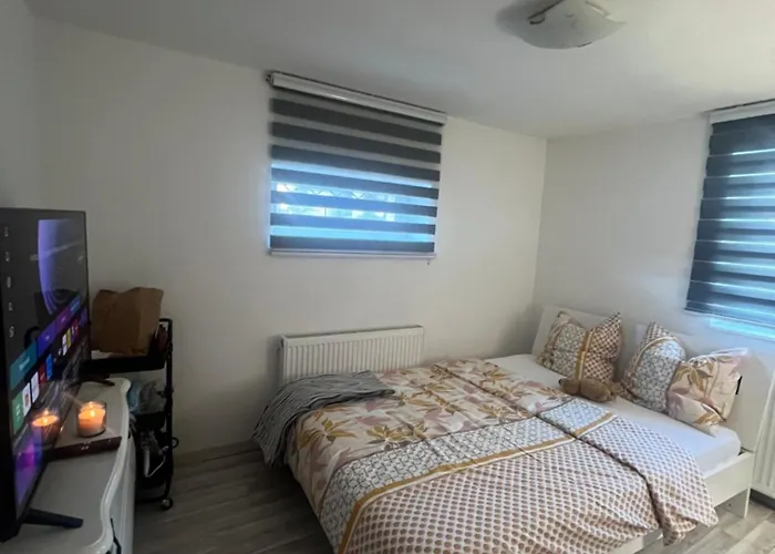 1.5 A Apartment Chippis